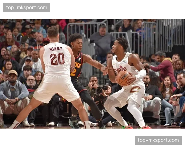 尼克斯与老鹰季后赛激战正酣，首节比分11-9